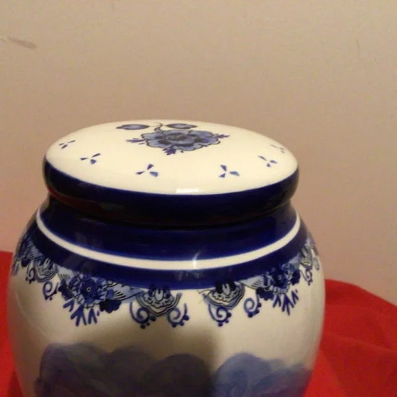 Delftware Royal Twickel Handpainted Holland Lidded Jar Windmill, Blue & White - Picture 3 of 9